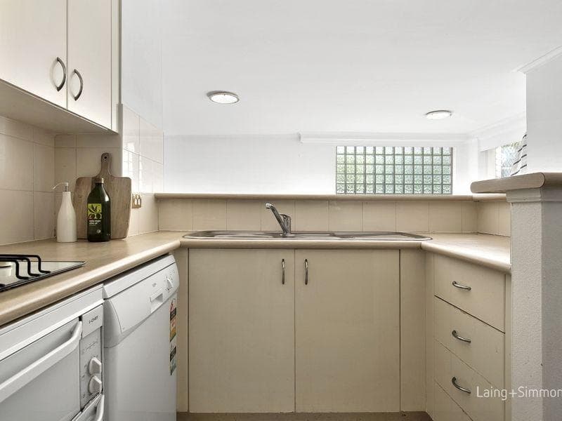 111/208 Pacific Highway, Hornsby, Hornsby - Thumbnail 2