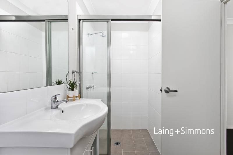 4/2																										Waugh Street
														
								Port Macquarie, NSW 2444, Ropes Crossing - Thumbnail 6
