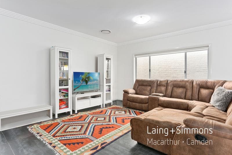 5/78-80																										Hastings River Drive
														
								Port Macquarie, NSW 2444, Gregory Hills - Image 1
