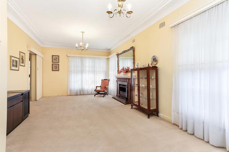 11 The Crescent, Hurstville Grove, Hurstville Grove - Thumbnail 5
