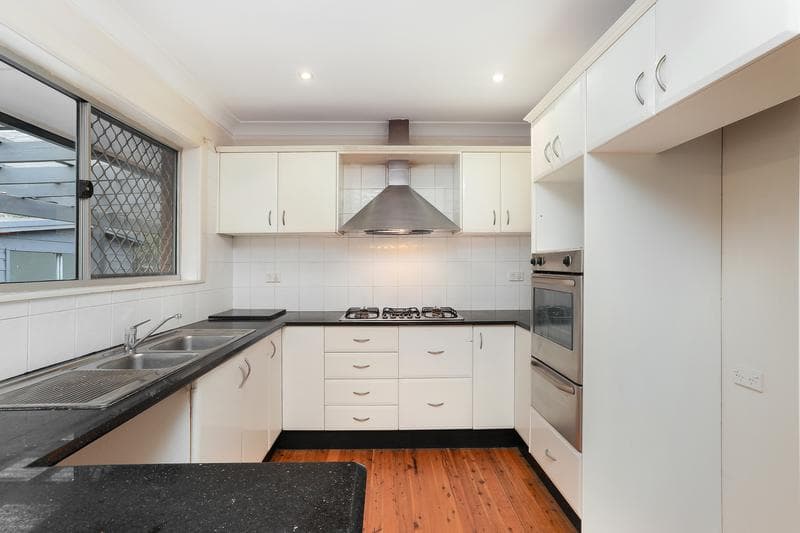 9 Beazley Street, Ryde, Ryde - Thumbnail 2