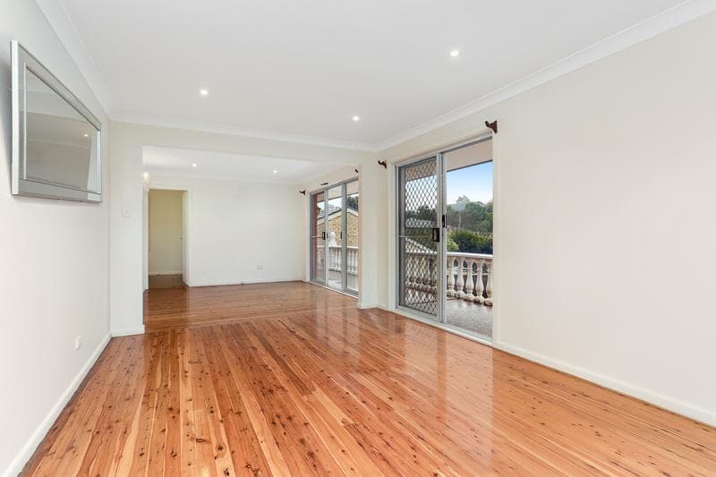 9 Beazley Street, Ryde, Ryde - Thumbnail 3