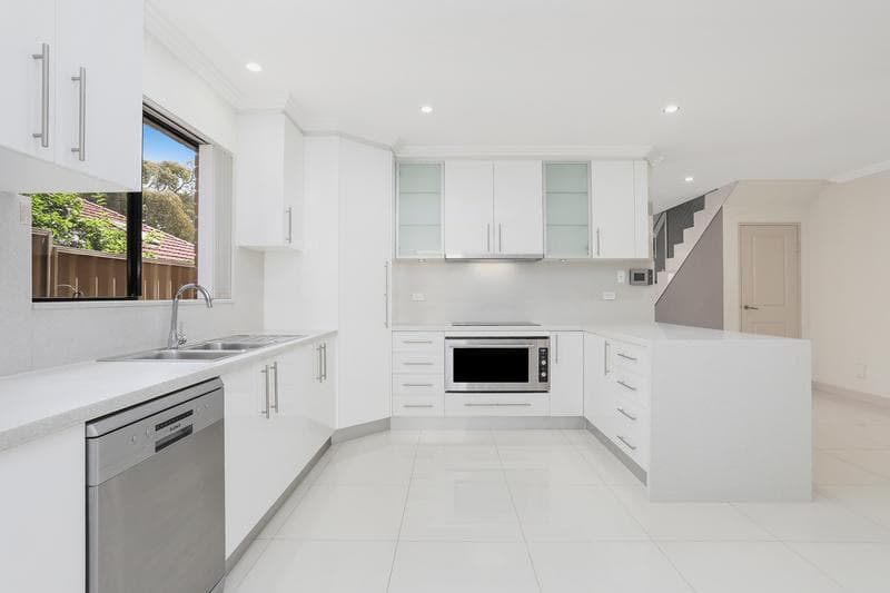 9a Locksley Road, Bexley, Bexley - Thumbnail 2