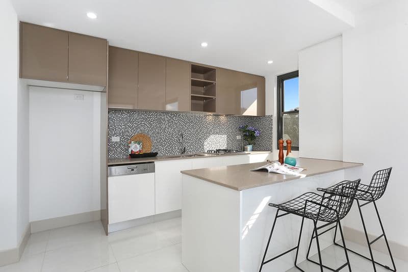 502/22-26 Pinnacle Street, Miranda, Miranda - Thumbnail 3