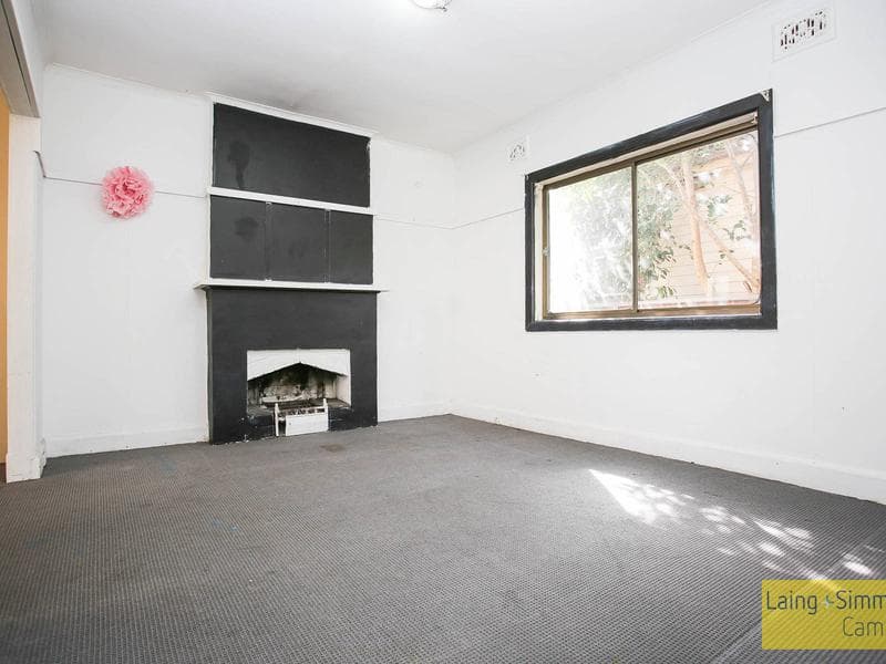 54/3-13																										Erskineville Road
														
								Newtown, NSW 2042, Wiley Park - Thumbnail 3