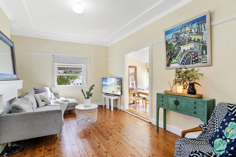 4/2																										Waugh Street
														
								Port Macquarie, NSW 2444, North Narrabeen - Thumbnail 7