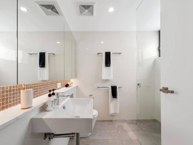 1/6 Lagoon Street, Narrabeen, Narrabeen - Thumbnail 7