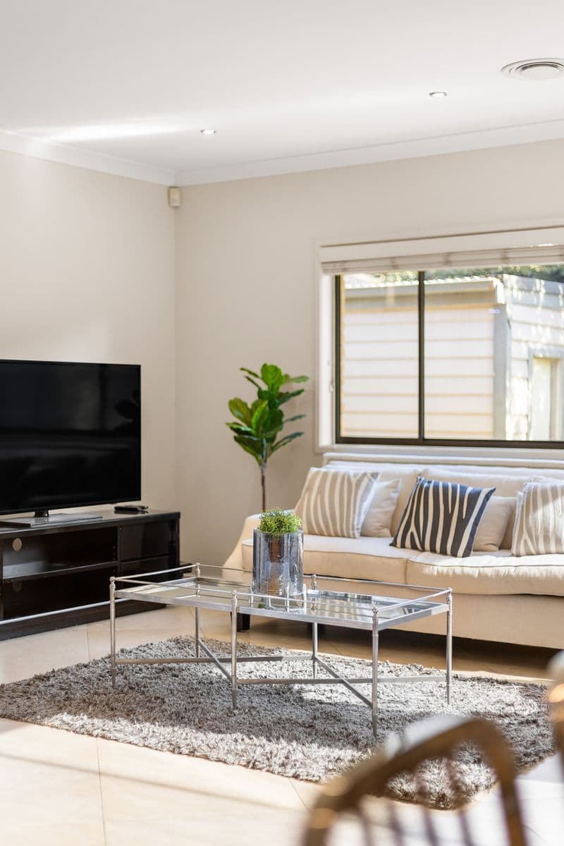 6 Eucalyptus Place, Warriewood, Warriewood - Thumbnail 2