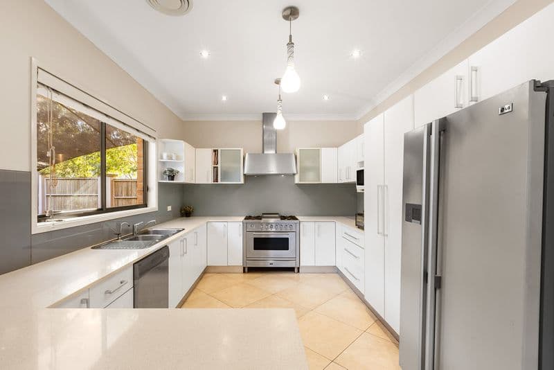 6 Eucalyptus Place, Warriewood, Warriewood - Thumbnail 3