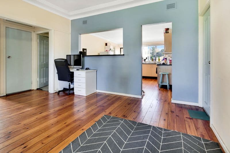 56 Larien Crescent, Birrong, Birrong - Thumbnail 4