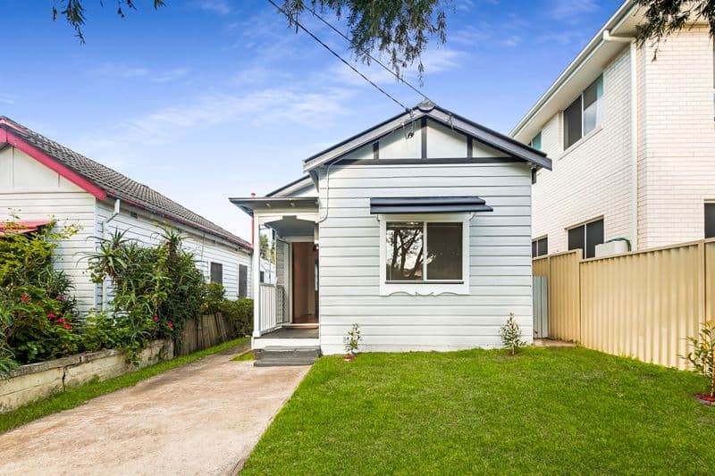 33 Kihilla Road, Auburn, Auburn - Image 1