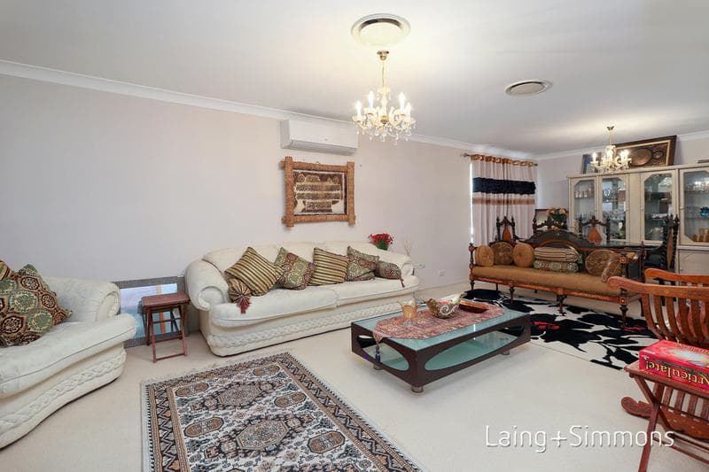 55 Macquarie Avenue, Kellyville, Kellyville - Thumbnail 4