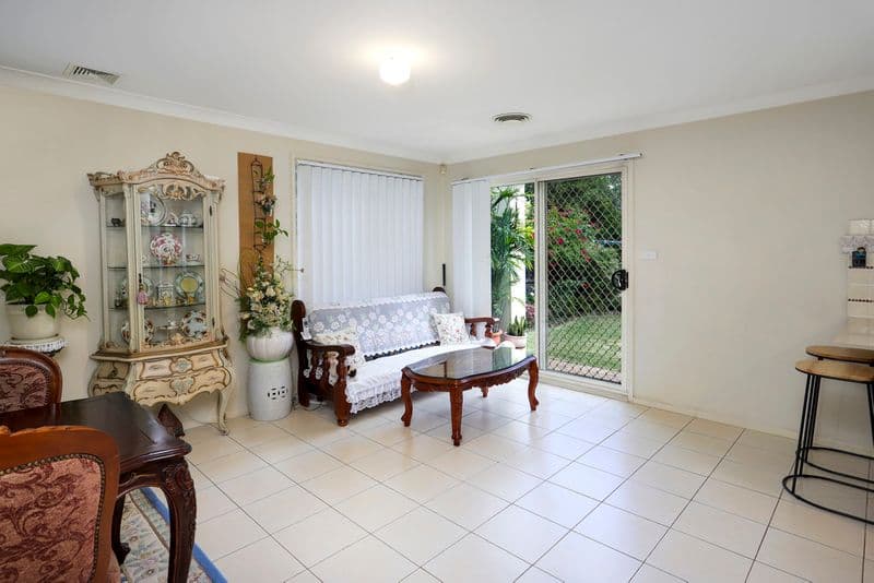 7/2-6																										Howard Avenue
														
								Northmead, NSW 2152, Stanhope Gardens - Thumbnail 6
