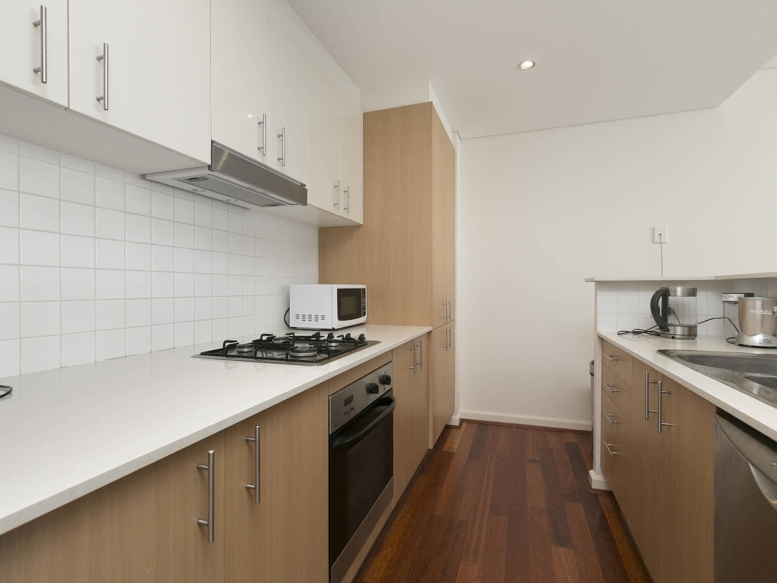 11/7-15 Newland Street, Bondi Junction, Bondi Junction - Thumbnail 2