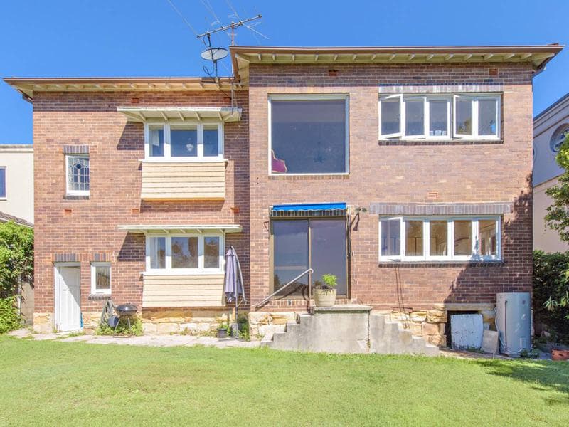 54/3-13																										Erskineville Road
														
								Newtown, NSW 2042, Vaucluse - Thumbnail 4