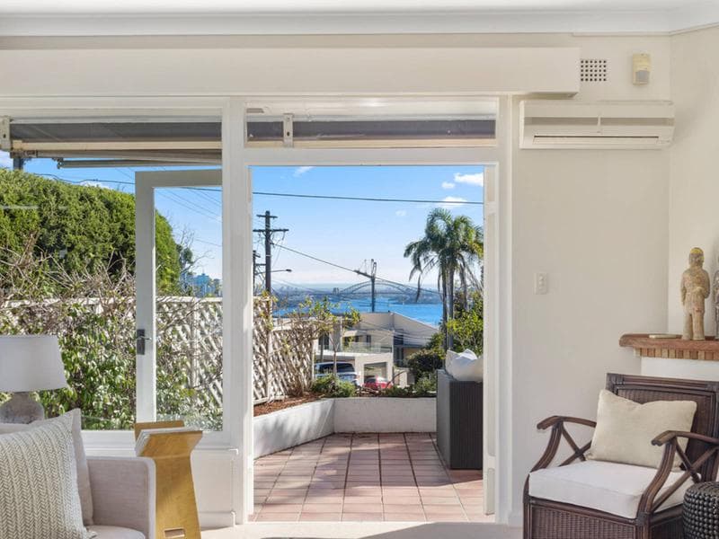 54/3-13																										Erskineville Road
														
								Newtown, NSW 2042, Vaucluse - Thumbnail 4