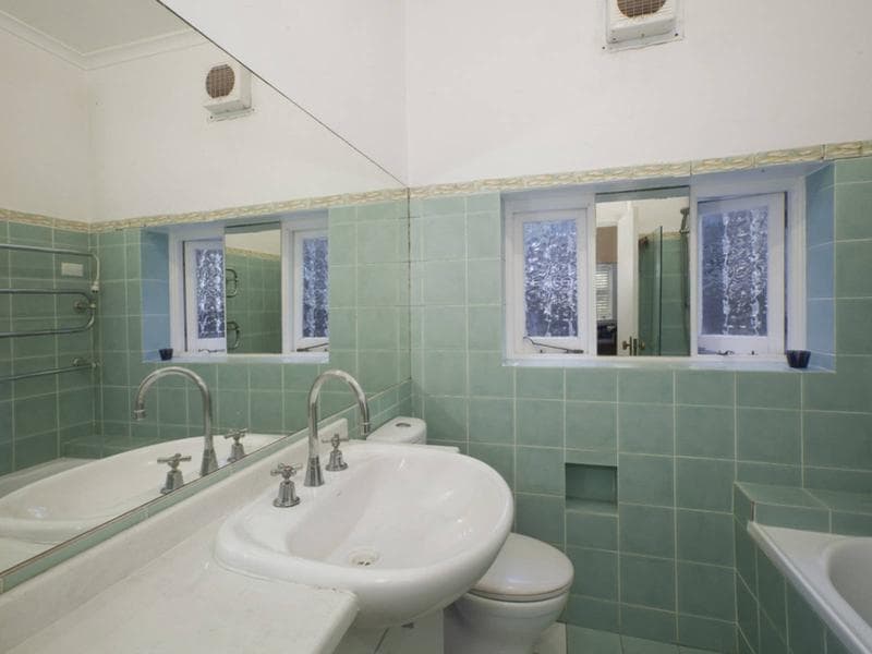 1/2 Powell Road, Rose Bay, Rose Bay - Thumbnail 4
