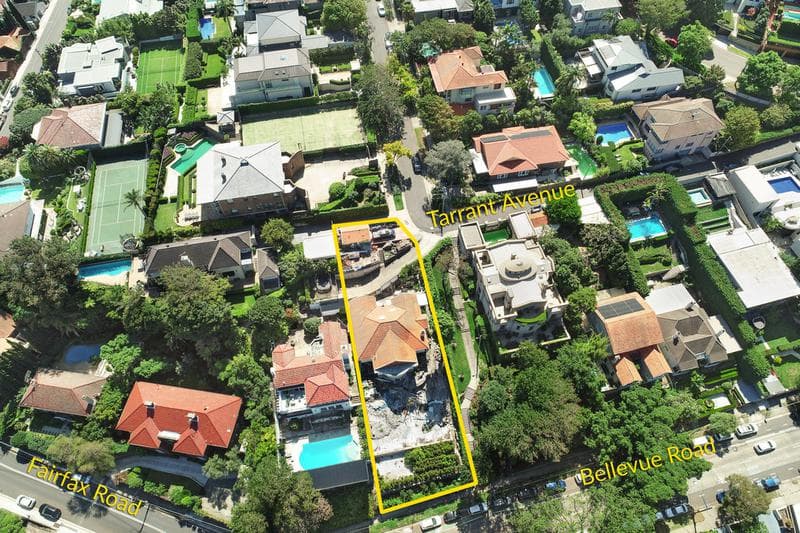 4/2																										Waugh Street
														
								Port Macquarie, NSW 2444, Bellevue Hill - Thumbnail 2