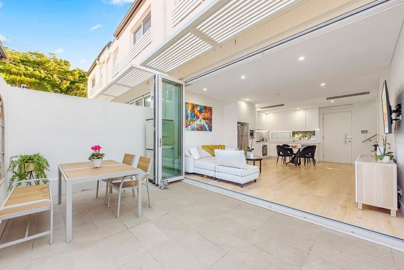 2/1b Owen Street, North Bondi, North Bondi - Image 1
