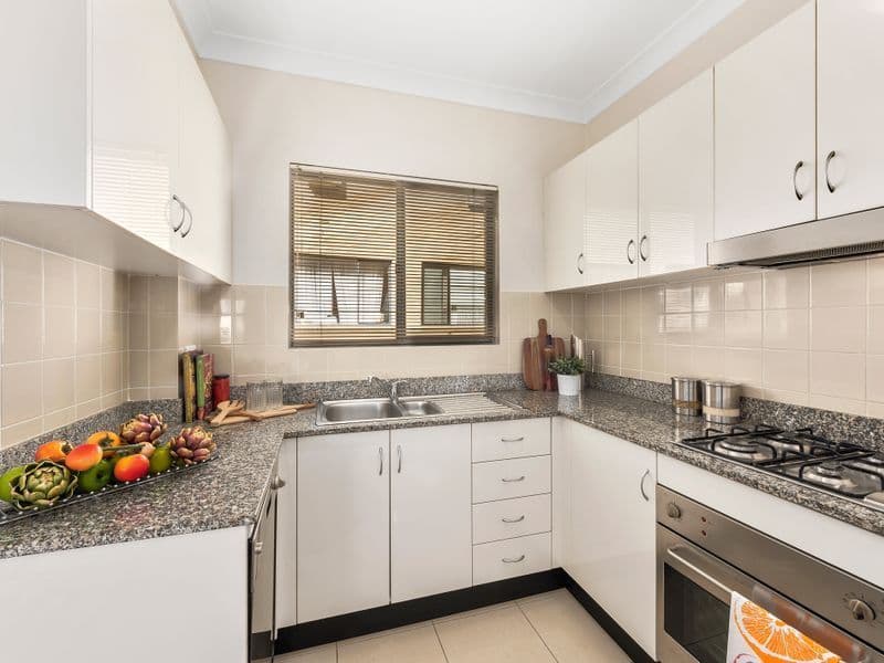9/1 Waverley Crescent, Bondi Junction, Bondi Junction - Thumbnail 3