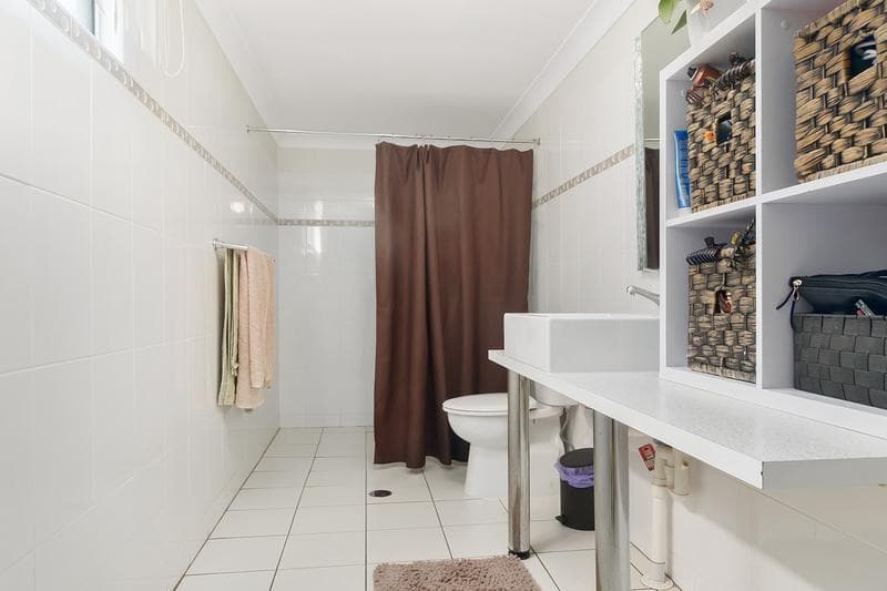 30 Twenty Second Avenue, West Hoxton, West Hoxton - Thumbnail 8