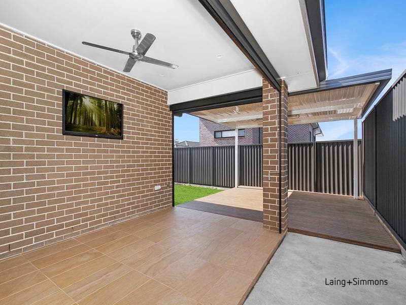 97 Fifteenth Avenue, Middleton Grange, Middleton Grange - Thumbnail 8
