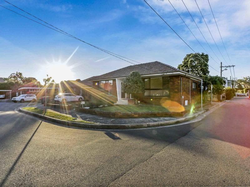 54/3-13																										Erskineville Road
														
								Newtown, NSW 2042, Kingsford - Thumbnail 2