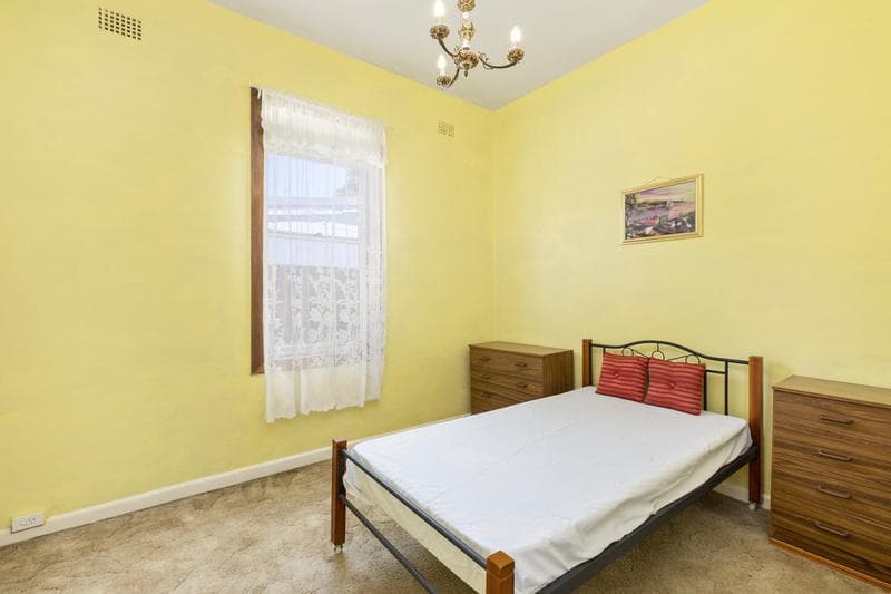 5/78-80																										Hastings River Drive
														
								Port Macquarie, NSW 2444, Ashfield - Thumbnail 6