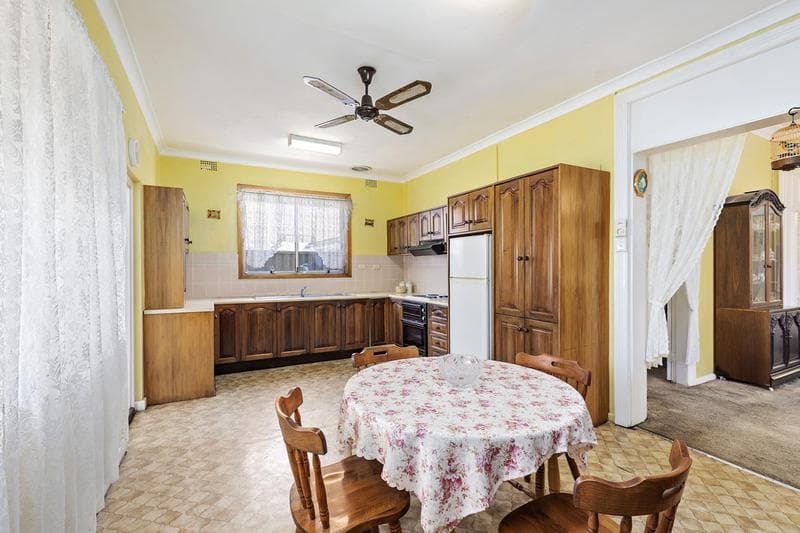 5/78-80																										Hastings River Drive
														
								Port Macquarie, NSW 2444, Ashfield - Thumbnail 8