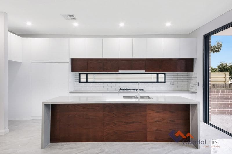 7/12-14																										Albert Street
														
								Campsie, NSW 2194, Guildford - Thumbnail 2