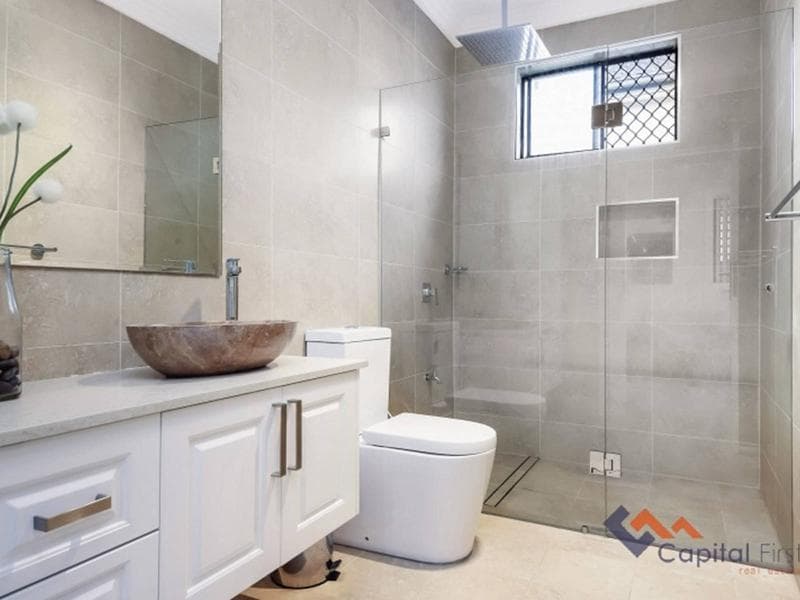 54/3-13																										Erskineville Road
														
								Newtown, NSW 2042, Granville - Thumbnail 7