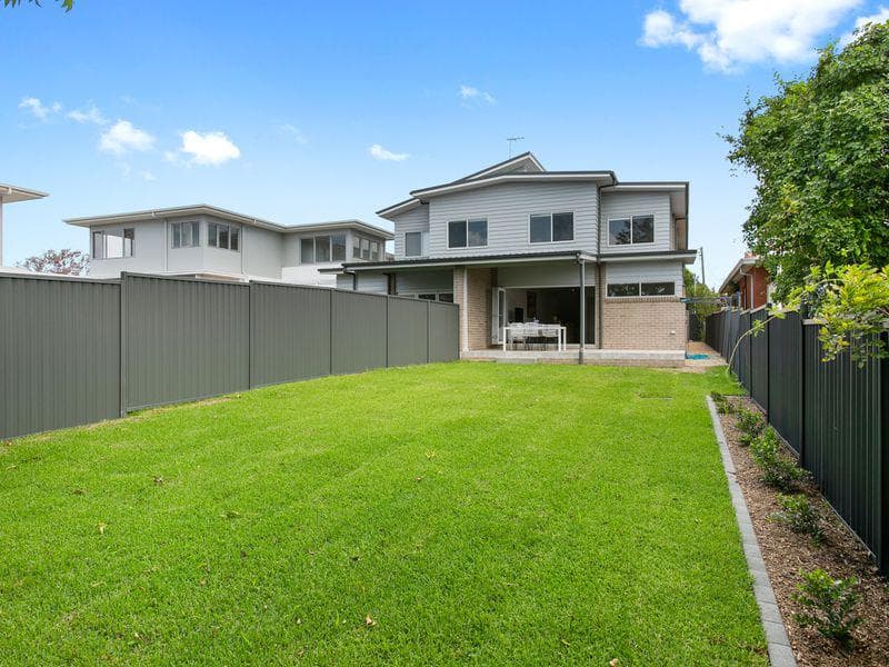 5/78-80																										Hastings River Drive
														
								Port Macquarie, NSW 2444, Caringbah South - Thumbnail 5