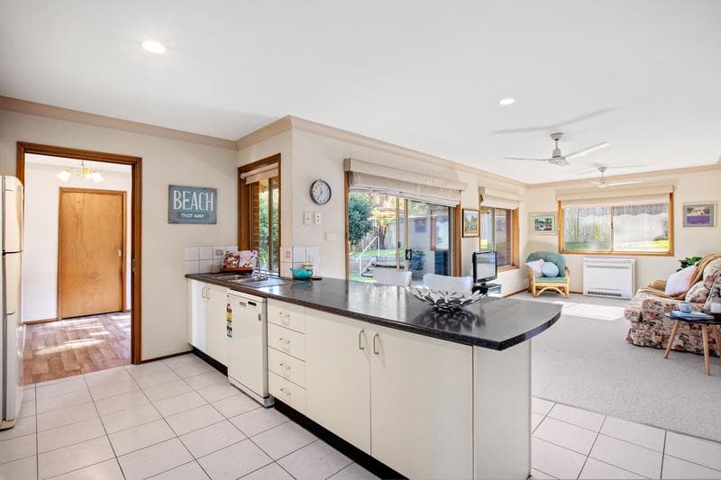 17 Hamlyn Drive, Port Macquarie, Port Macquarie - Thumbnail 4