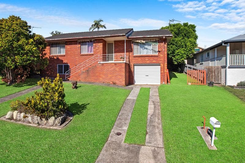 54/3-13																										Erskineville Road
														
								Newtown, NSW 2042, Port Macquarie - Image 1