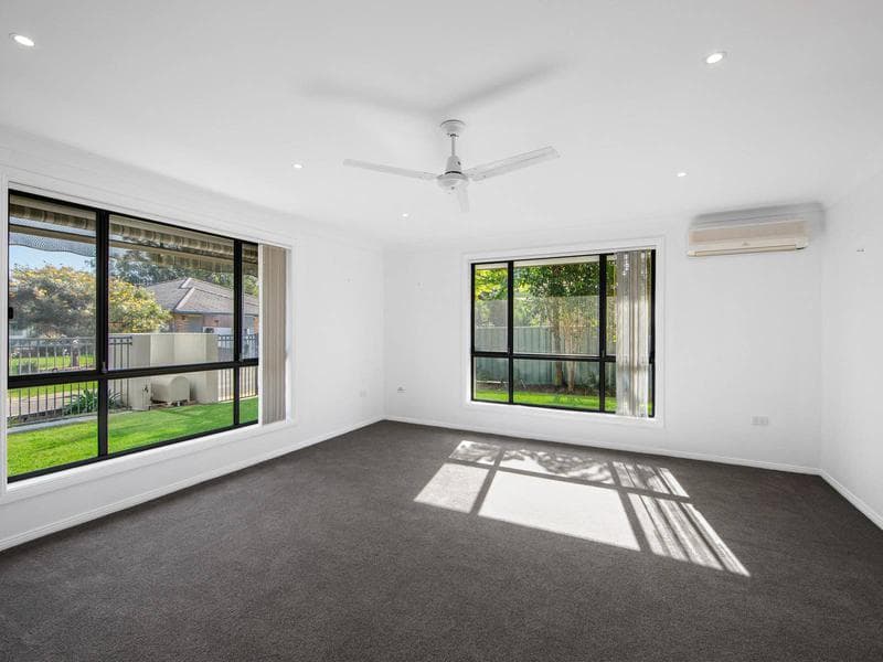 54/3-13																										Erskineville Road
														
								Newtown, NSW 2042, Port Macquarie - Thumbnail 7
