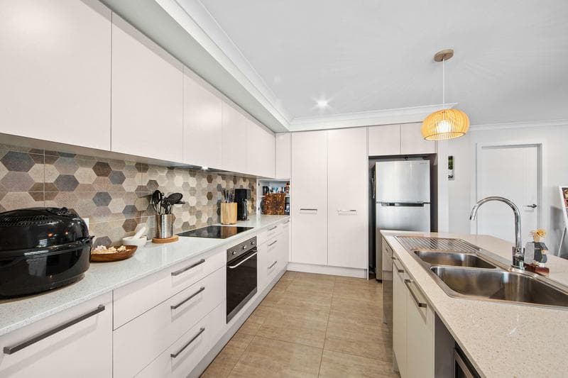 4/2																										Waugh Street
														
								Port Macquarie, NSW 2444, Port Macquarie - Thumbnail 2