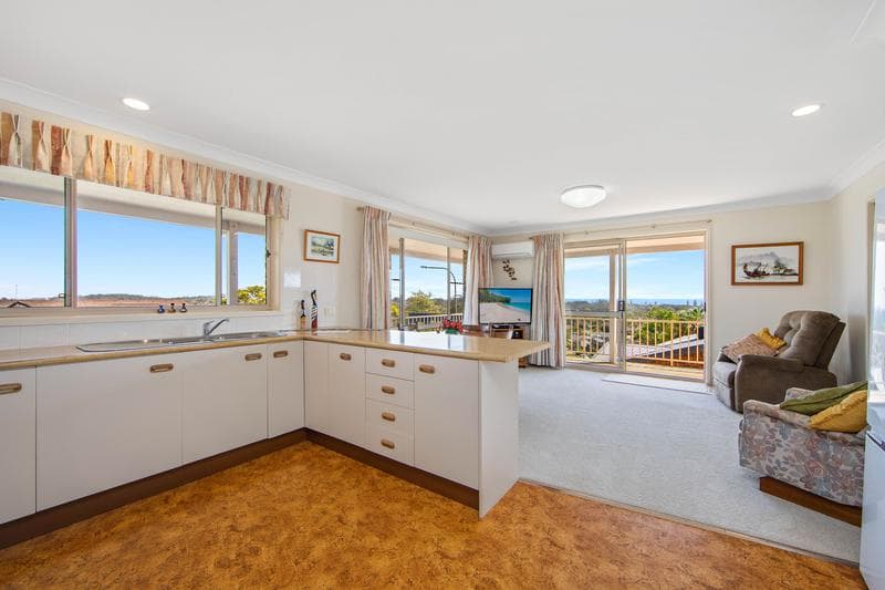 42 Mimosa Drive, Port Macquarie, Port Macquarie - Thumbnail 4