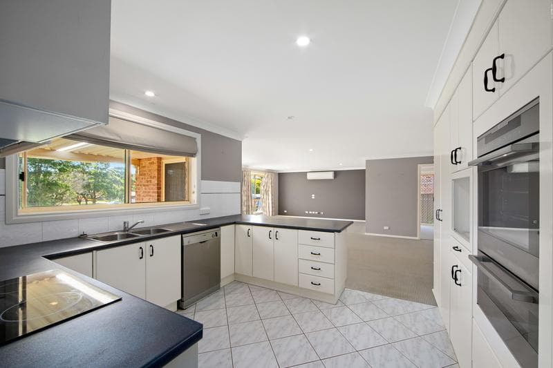 6 Topaz Place, Port Macquarie, Port Macquarie - Thumbnail 5