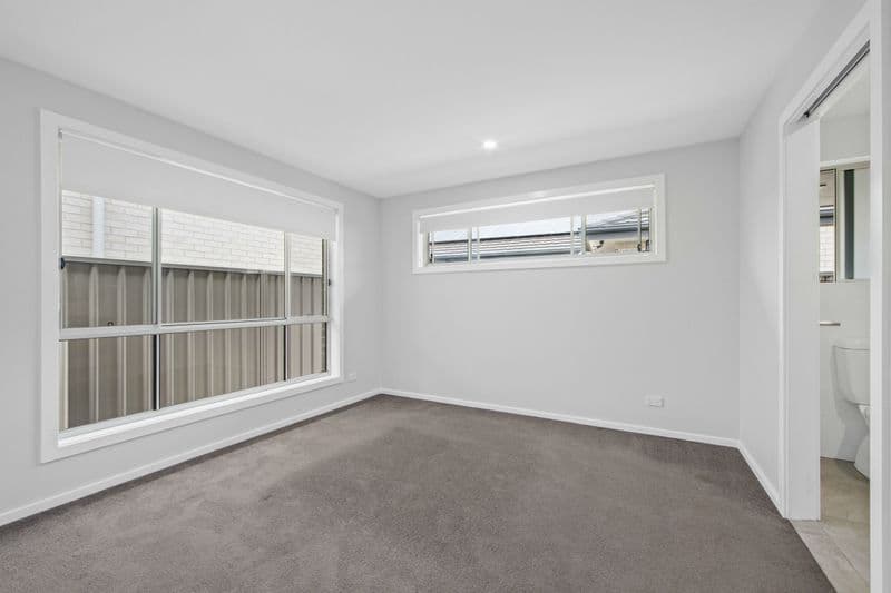 262 Crestwood Drive, Port Macquarie, Port Macquarie - Thumbnail 7