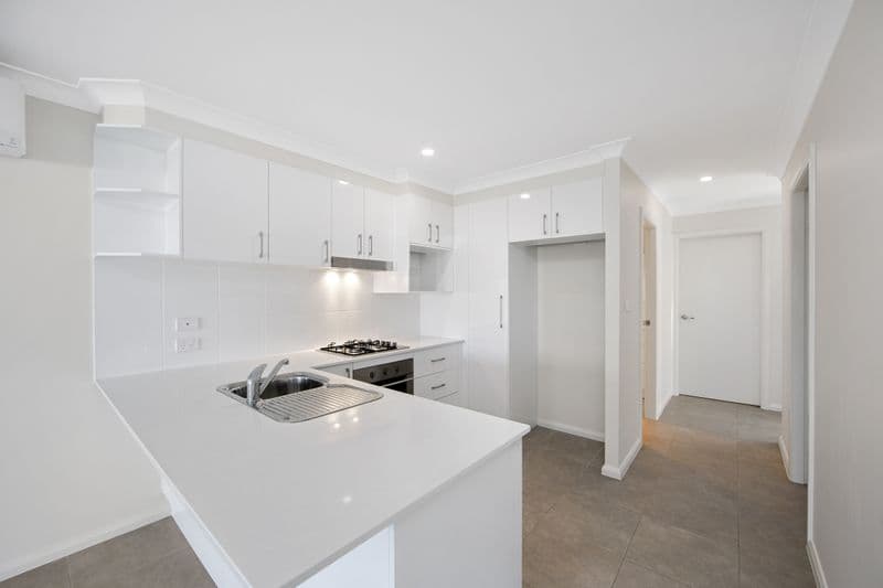 6/30																										Tuffy Avenue
														
								Sans Souci, NSW 2219, Port Macquarie - Thumbnail 3
