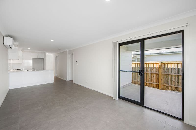 6/30																										Tuffy Avenue
														
								Sans Souci, NSW 2219, Port Macquarie - Thumbnail 4