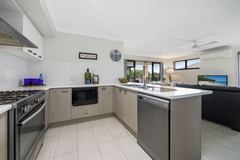 6/30																										Tuffy Avenue
														
								Sans Souci, NSW 2219, Thrumster - Thumbnail 6