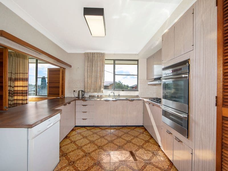 6/30																										Tuffy Avenue
														
								Sans Souci, NSW 2219, Port Macquarie - Thumbnail 3