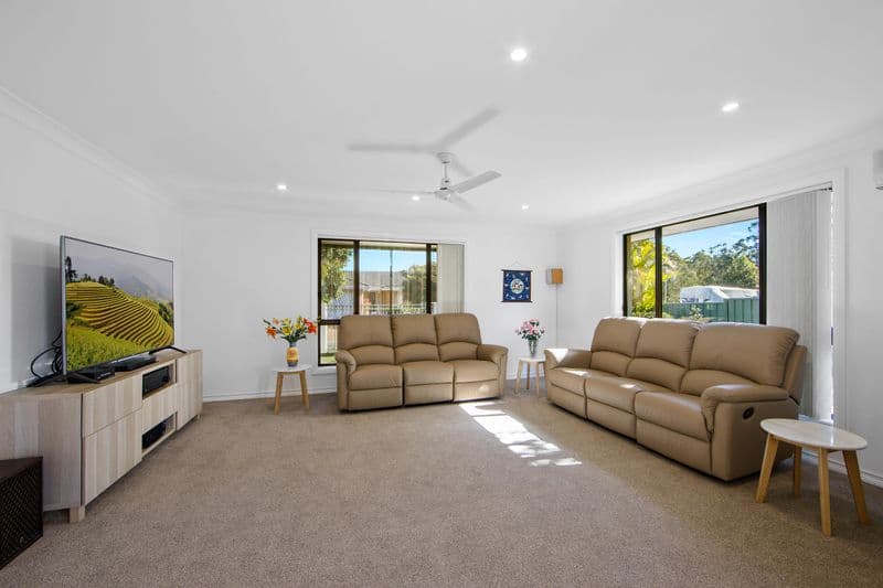 7/2-6																										Howard Avenue
														
								Northmead, NSW 2152, Port Macquarie - Thumbnail 4