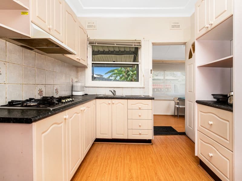 69 Ballandella Road, Toongabbie, Toongabbie - Thumbnail 3