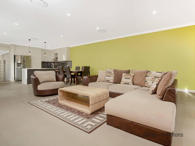 54/3-13																										Erskineville Road
														
								Newtown, NSW 2042, Constitution Hill - Thumbnail 3