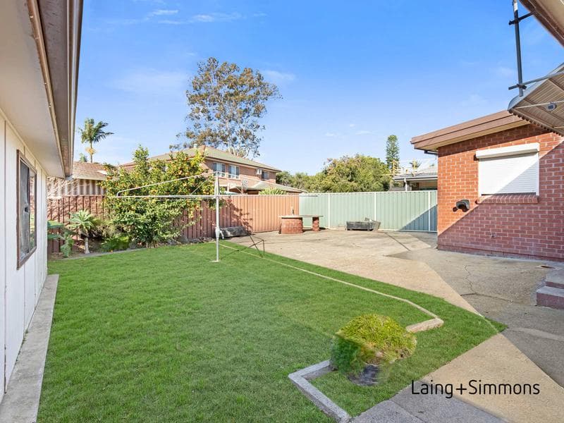 54/3-13																										Erskineville Road
														
								Newtown, NSW 2042, Constitution Hill - Thumbnail 6