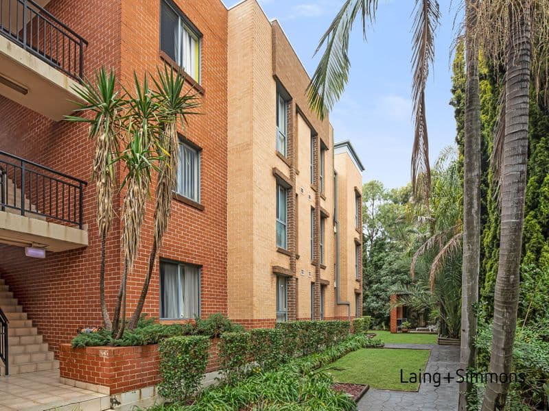 2/30 Railway Terrace, Granville, Granville - Image 1