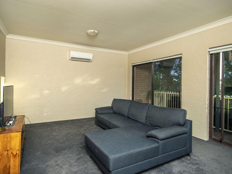 Unit 15/17 Campbell St, Warners Bay, Warners Bay - Thumbnail 2