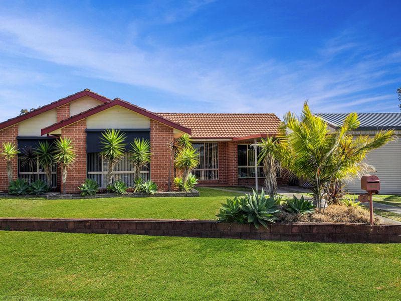 22 Eucalyptus Cres, Metford, Metford - Image 1